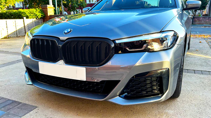 BMW 5 SERIES G30 G31 F90 M5 GLOSS BLACK / CARBON FIBRE GRILL 20+