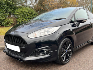 FORD FIESTA MK7 FACELIFT MK7.5 ZETEC S GLOSS BLACK HONEYCOMB GRILL 13-17